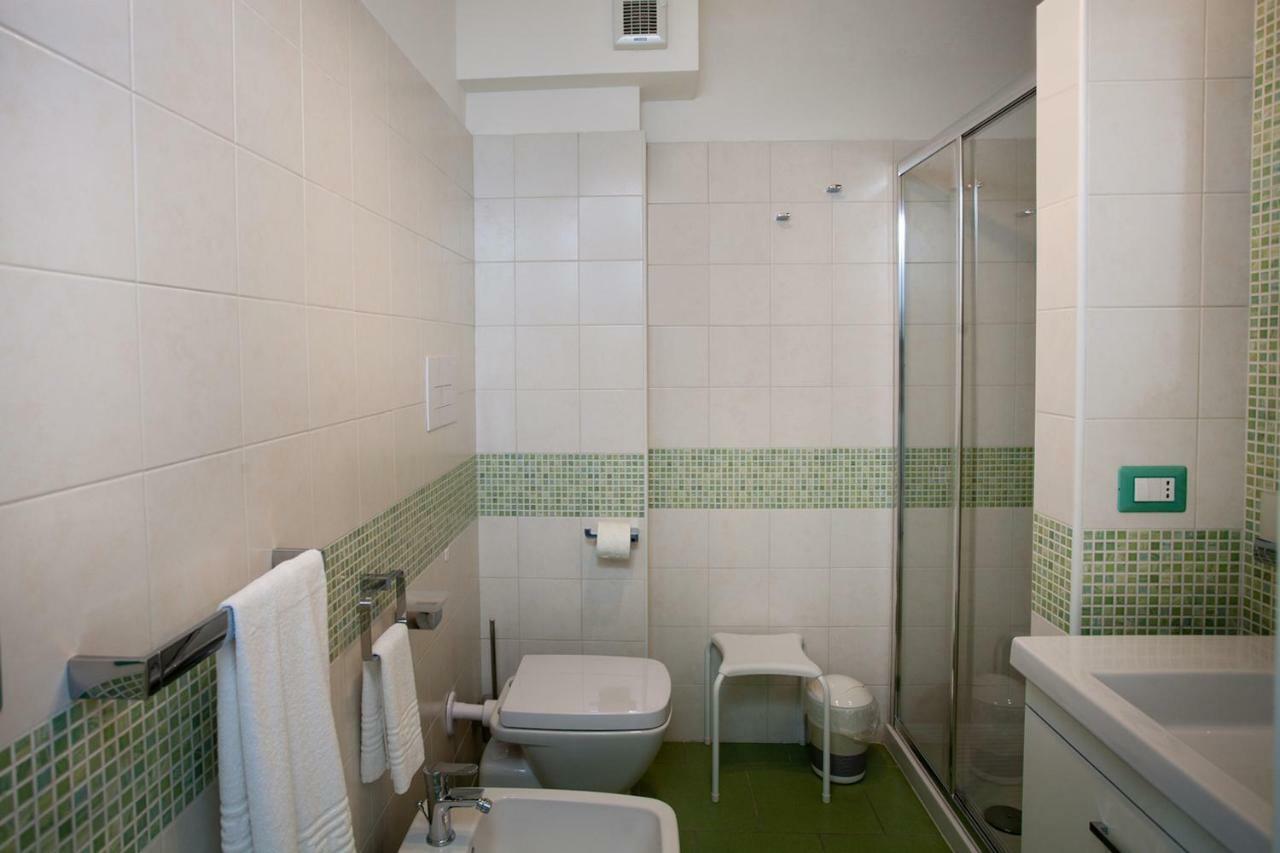 B&B A Due Passi Dal Mare Catona Di Reggio Calabria エクステリア 写真